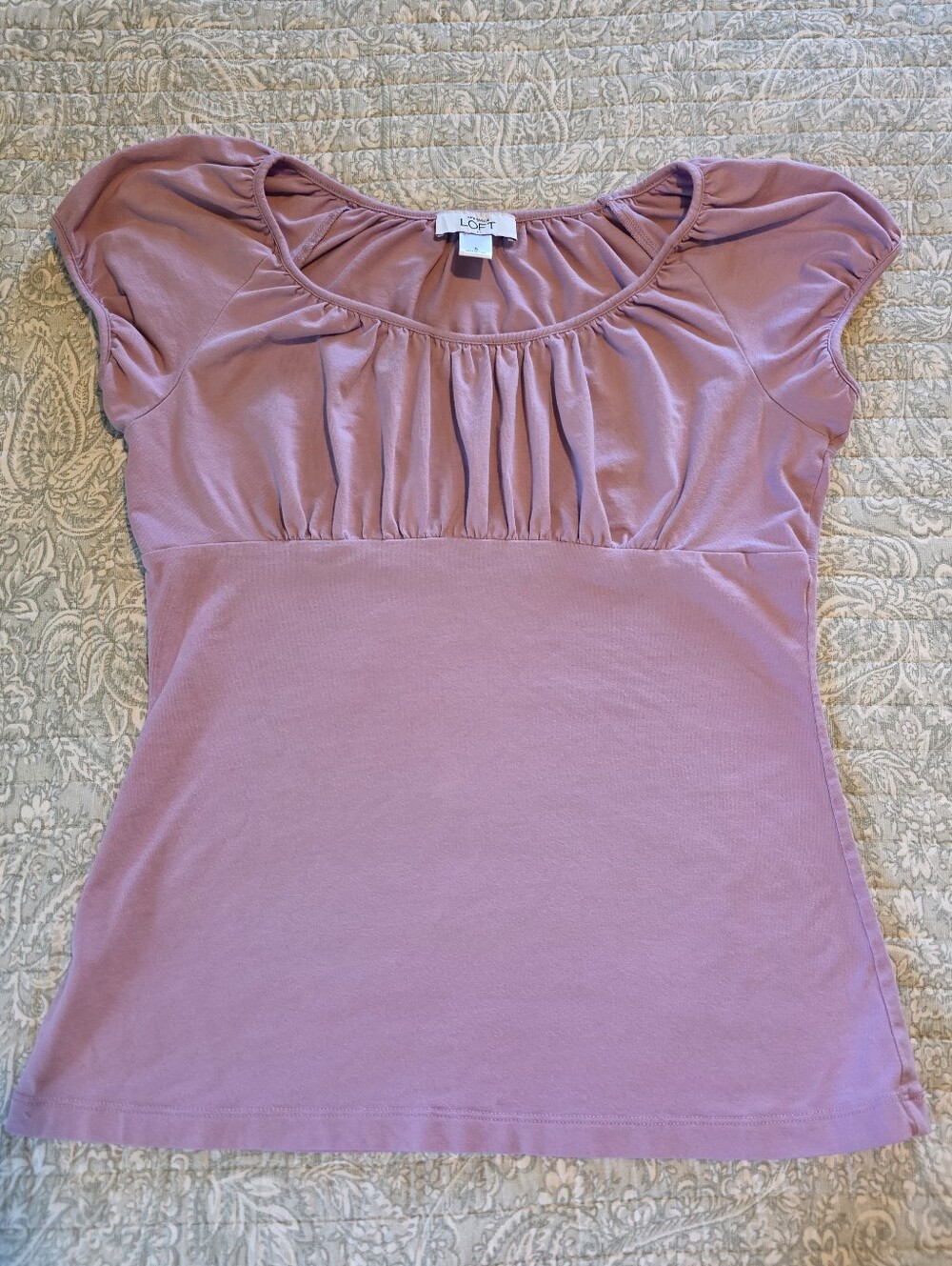 Ann Taylor LOFT Mauve Pink Ruched Bust Cap Sleeve Empire Waist Top Size Small